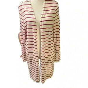 Chicos Ultimate Tee Cardigan Pink & white striped with side slit pockets size 2